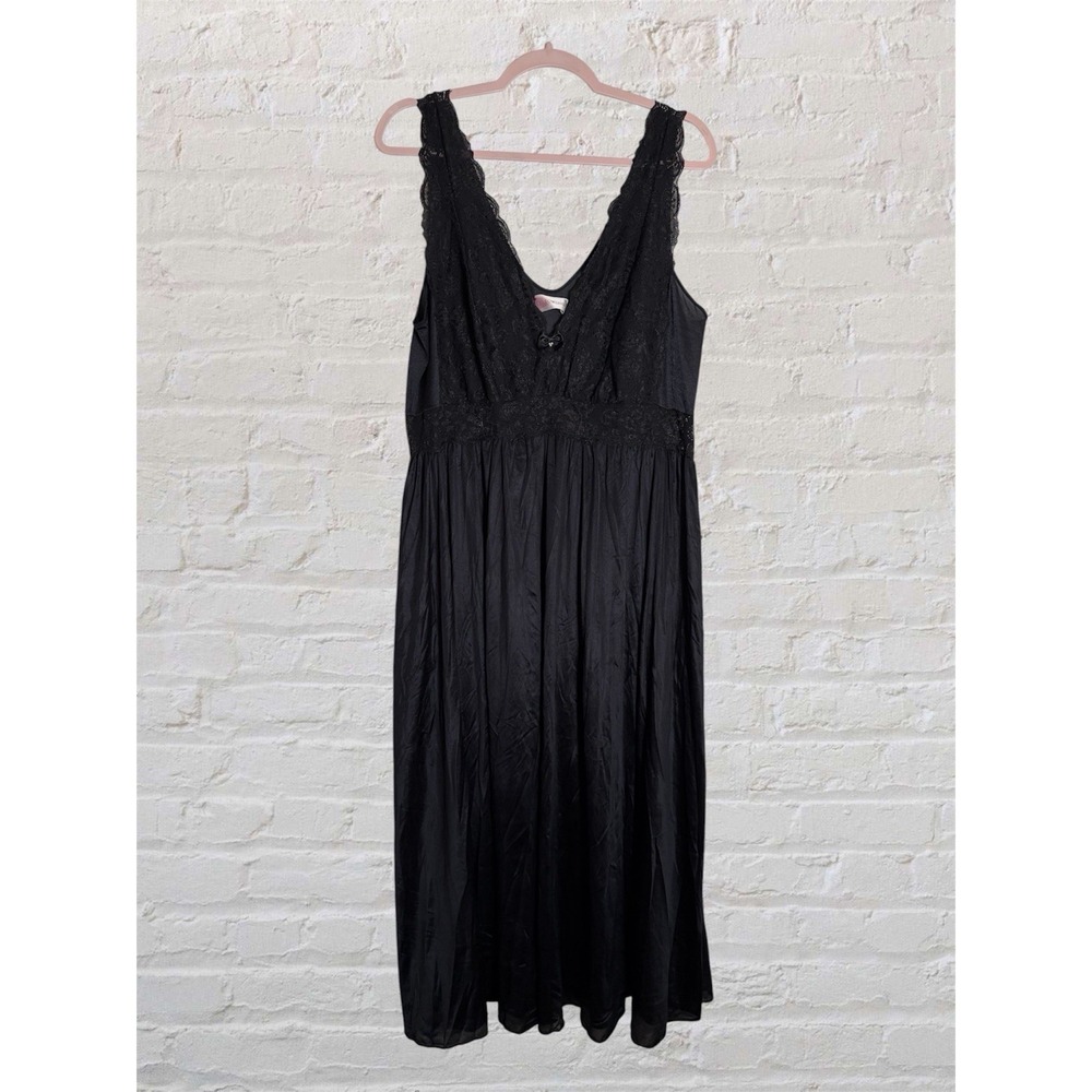 Vtg Shadowline Womens Slip Dress Nightgown lace bodice 2X Babydoll Goth Long